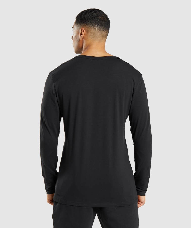 Camiseta Gymshark Negra Esencial Manga Larga