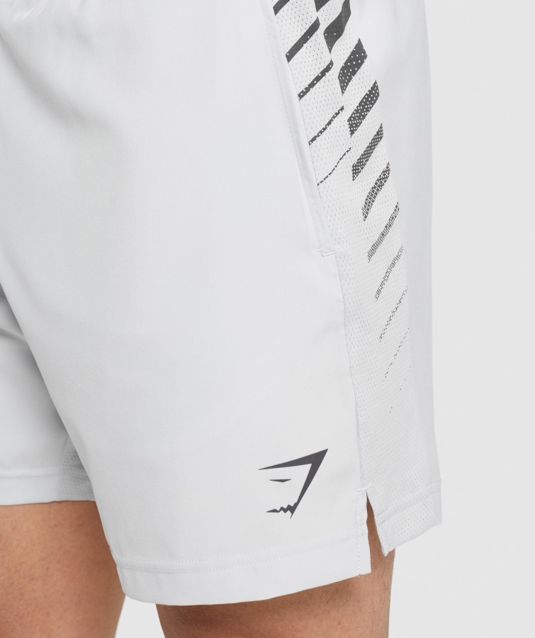 Shorts Gymshark Sport Stripe Gris Claro 7