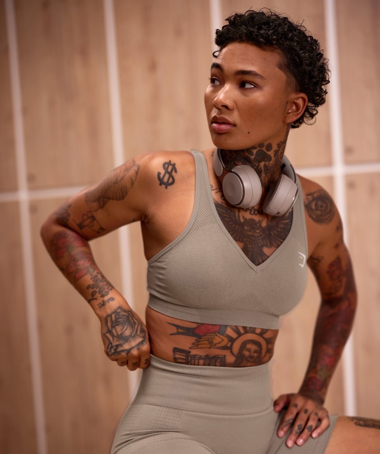 Sujetador Deportivo Vital Sin Costuras Con Escote En V 2.0 Vainilla Marrón Jaspeado Gymshark